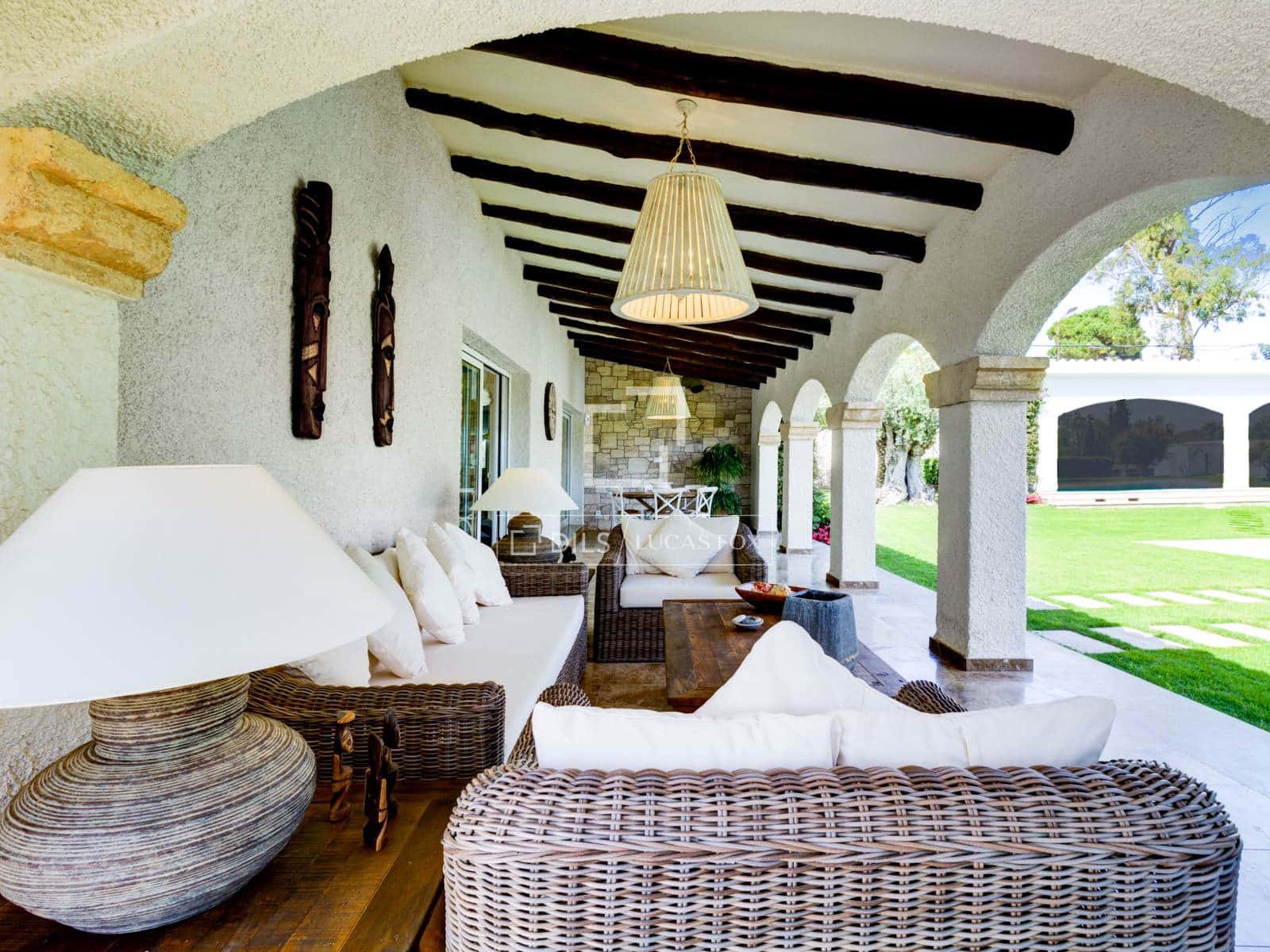 5 bedroom Villa for sale in Roda de Bara with pool garage - € 2,600,000 (Ref: 6380198)