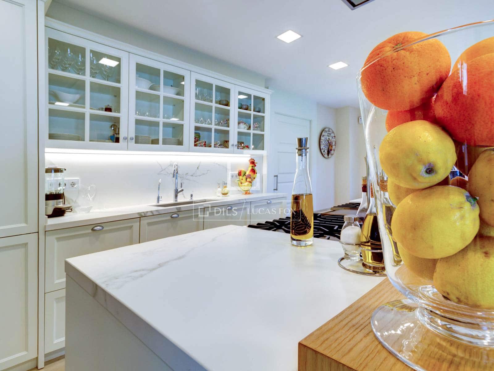 5 bedroom Villa for sale in Roda de Bara with pool garage - € 2,600,000 (Ref: 6380198)