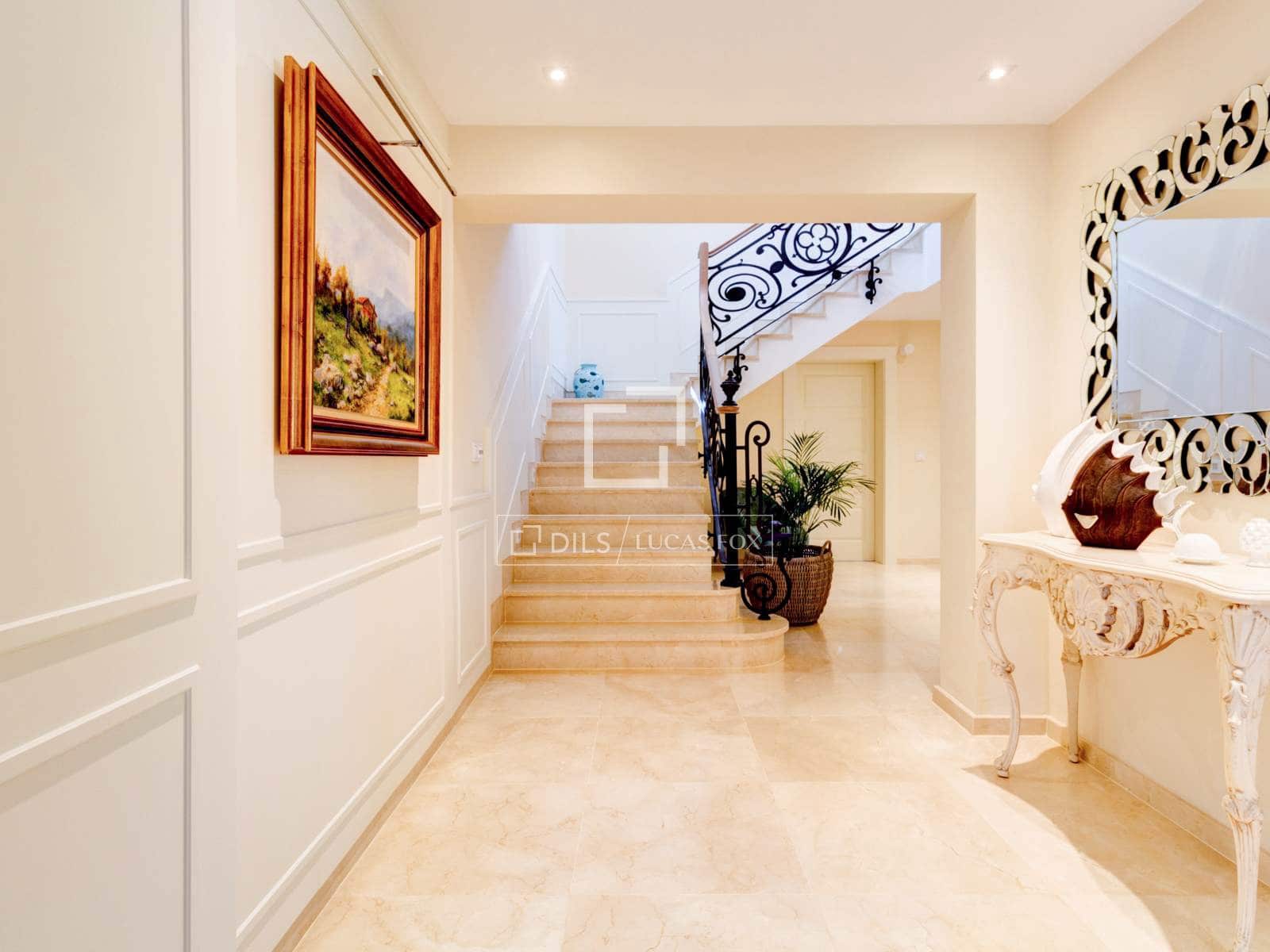 5 bedroom Villa for sale in Roda de Bara with pool garage - € 2,600,000 (Ref: 6380198)