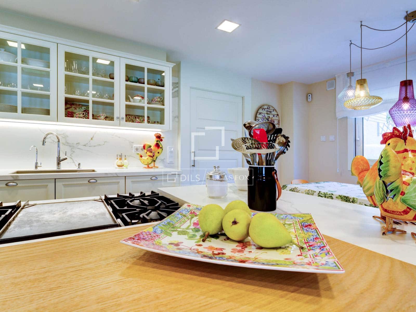 5 bedroom Villa for sale in Roda de Bara with pool garage - € 2,600,000 (Ref: 6380198)