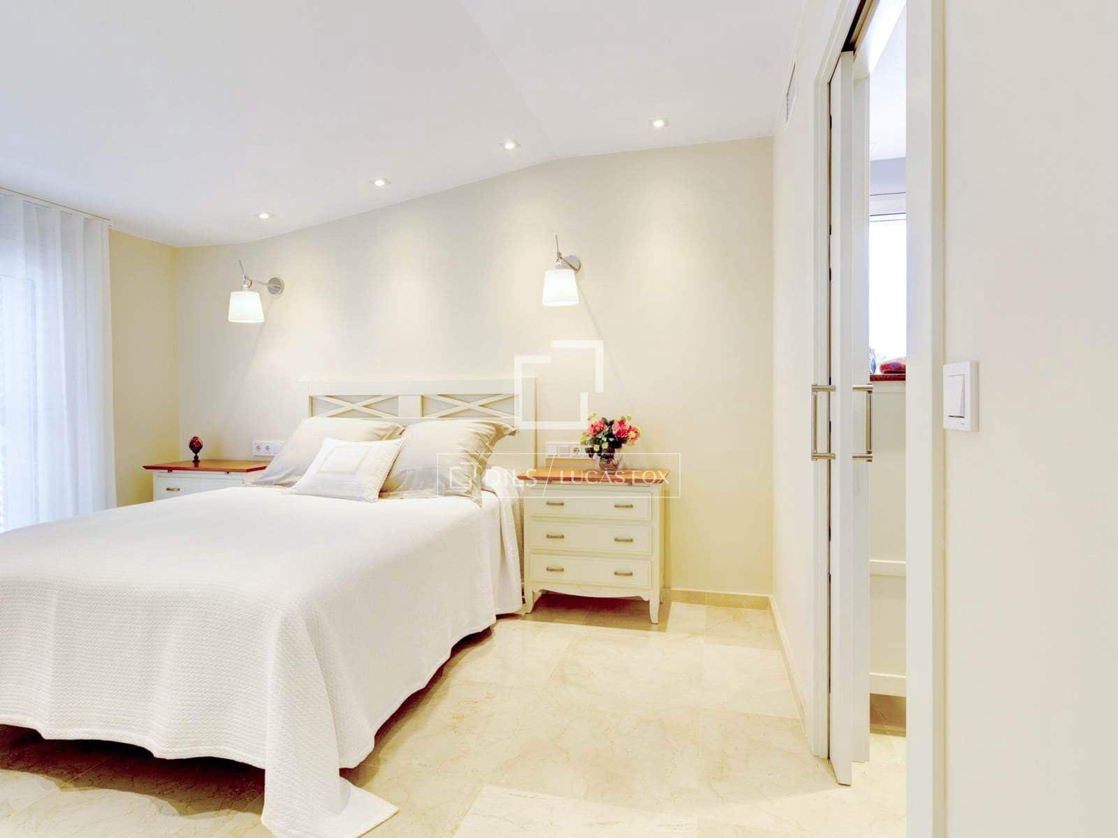 5 bedroom Villa for sale in Roda de Bara with pool garage - € 2,600,000 (Ref: 6380198)