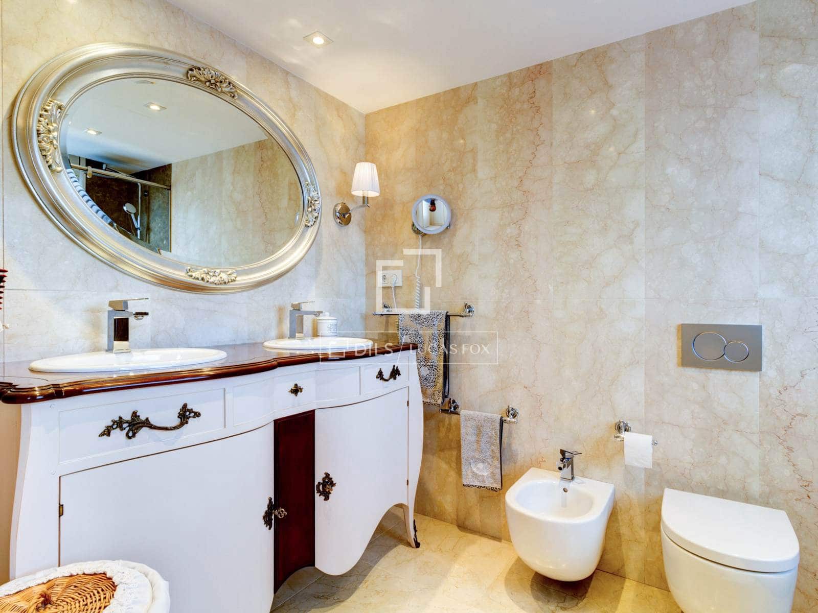 5 bedroom Villa for sale in Roda de Bara with pool garage - € 2,600,000 (Ref: 6380198)