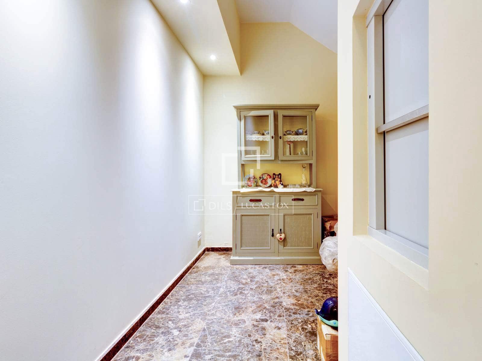 5 bedroom Villa for sale in Roda de Bara with pool garage - € 2,600,000 (Ref: 6380198)