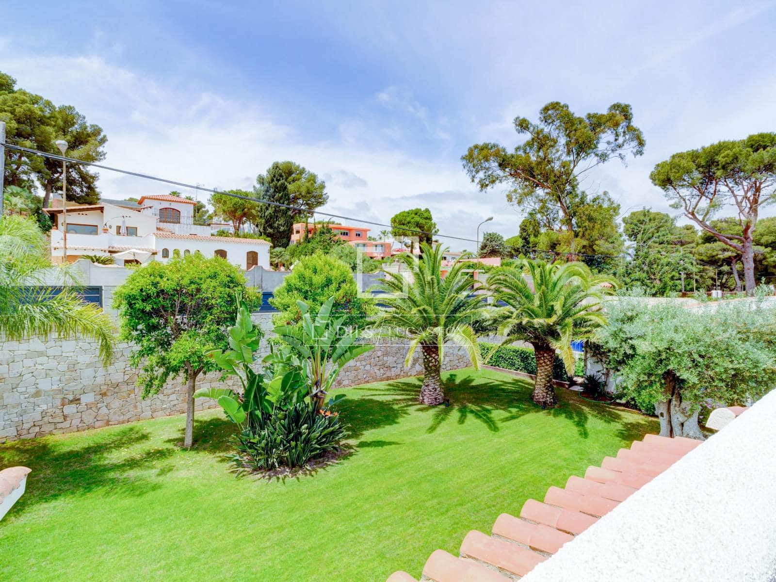 5 bedroom Villa for sale in Roda de Bara with pool garage - € 2,600,000 (Ref: 6380198)
