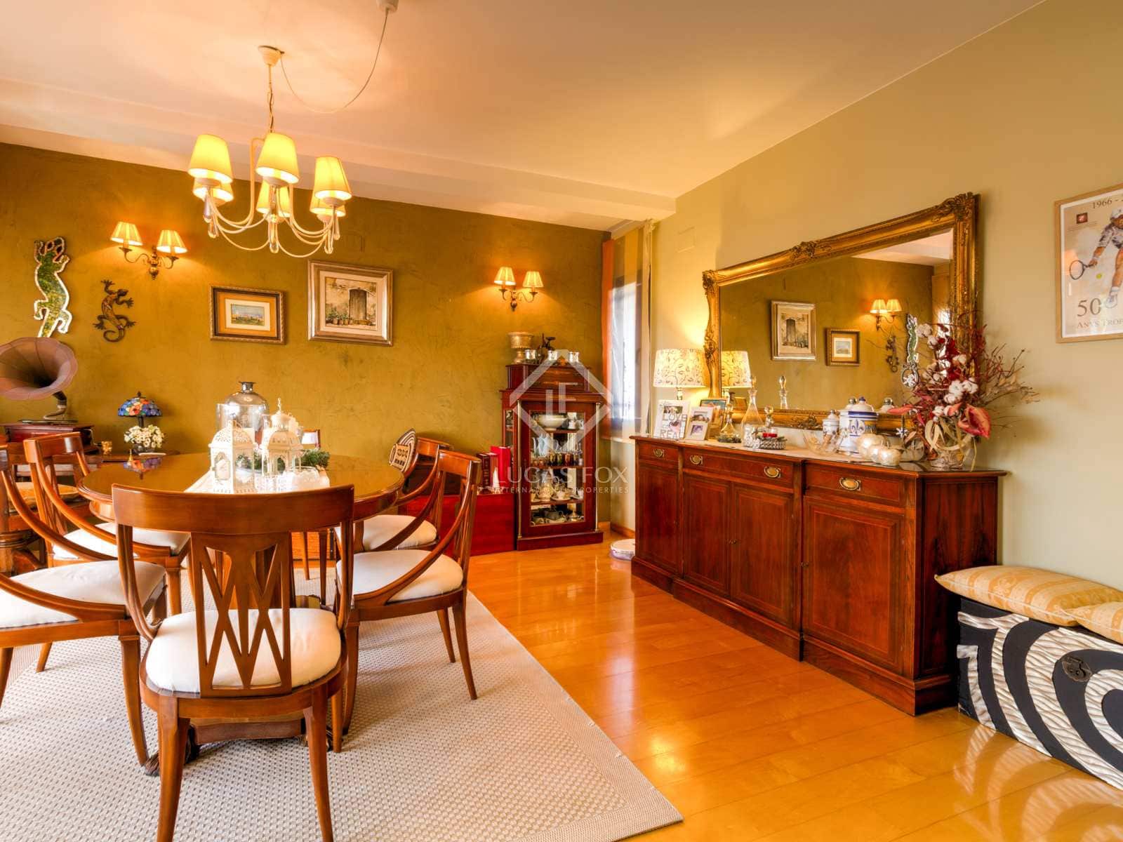 6 soveværelse Villa til salg i Tarragona by med swimmingpool garage - € 1.080.000 (Ref: 6380205)