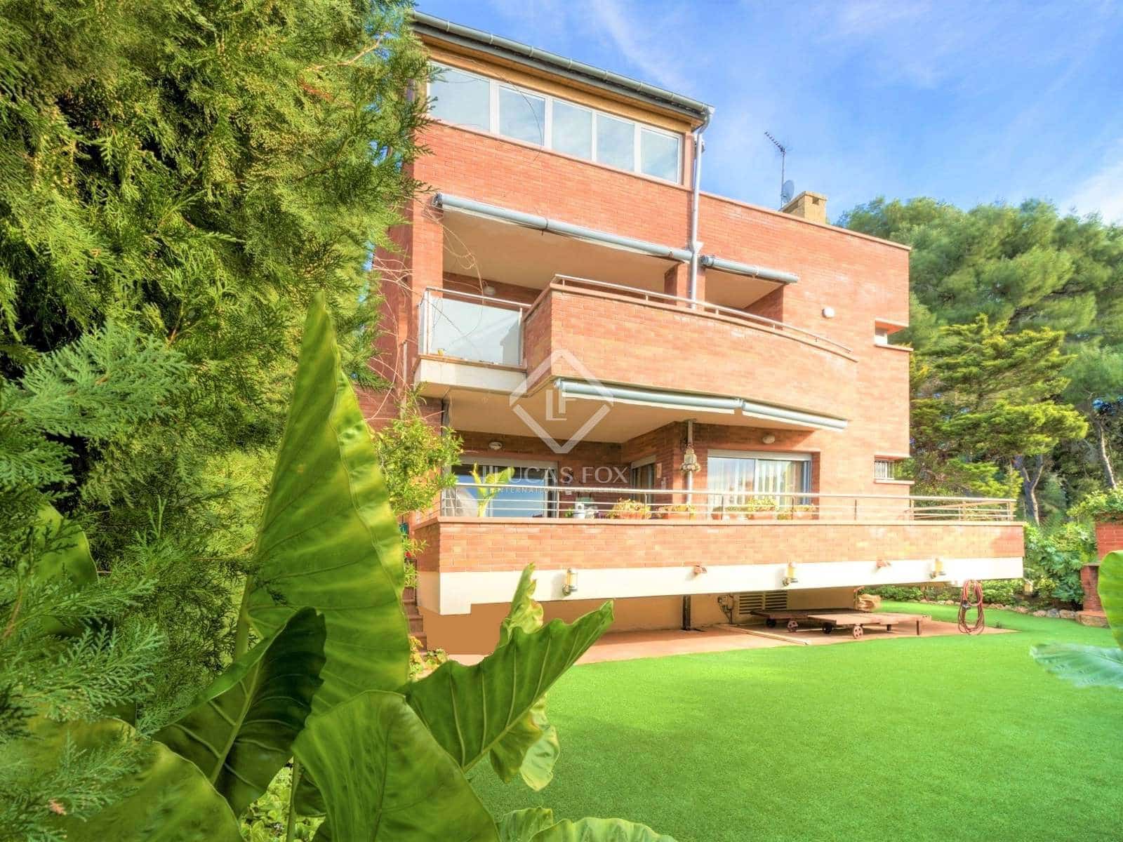 6 soveværelse Villa til salg i Tarragona by med swimmingpool garage - € 1.080.000 (Ref: 6380205)