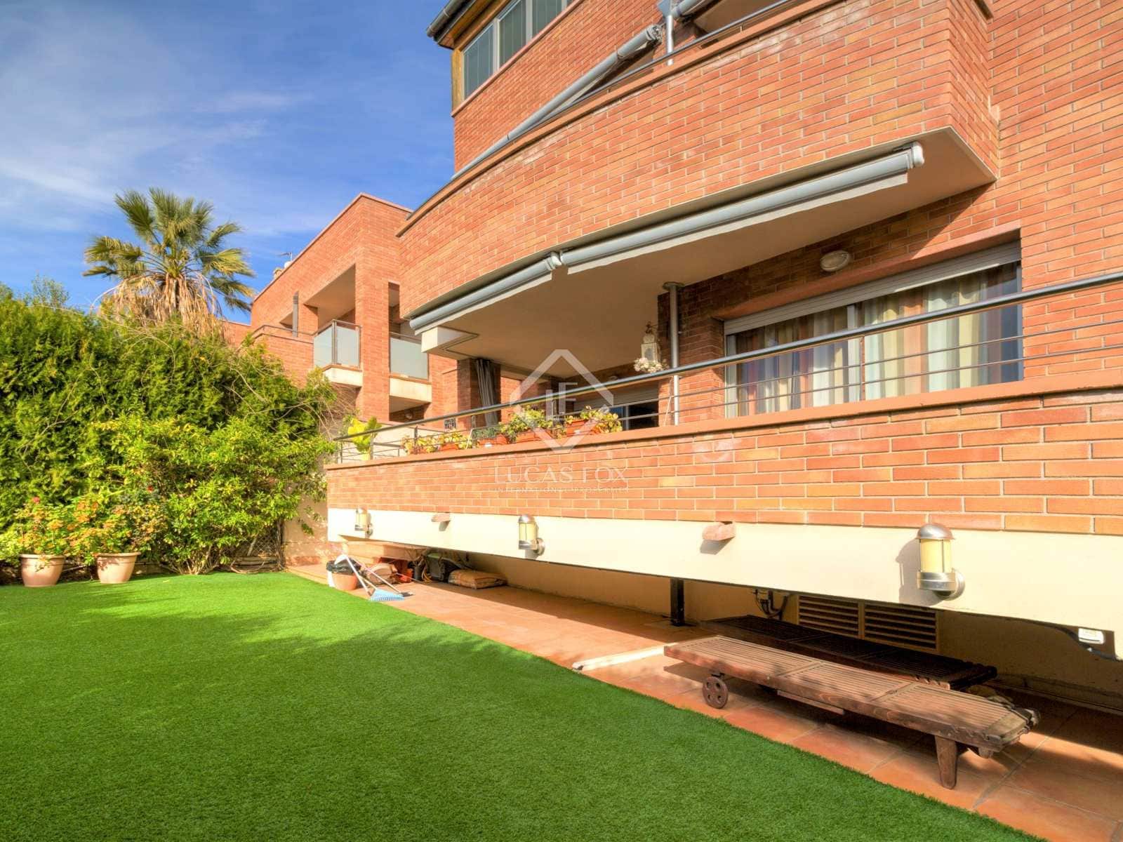 6 soveværelse Villa til salg i Tarragona by med swimmingpool garage - € 1.080.000 (Ref: 6380205)