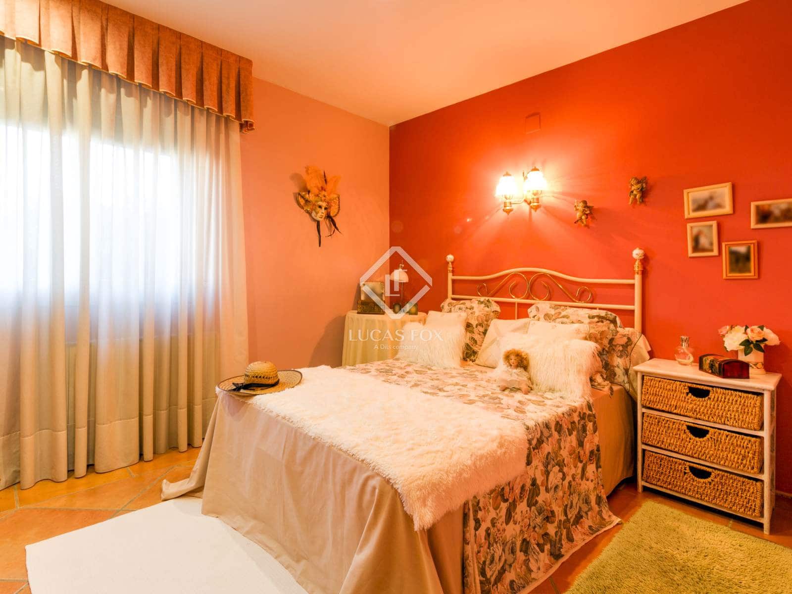 6 soveværelse Villa til salg i Tarragona by med swimmingpool garage - € 1.080.000 (Ref: 6380205)