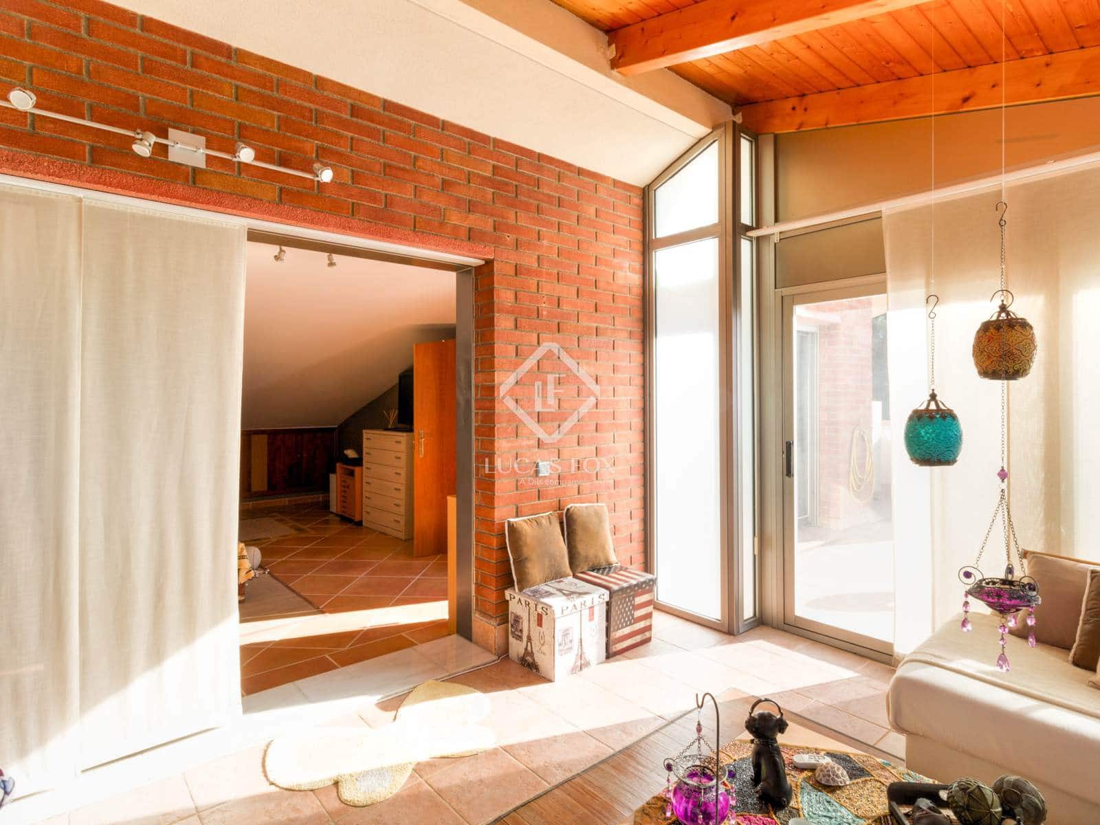 6 soveværelse Villa til salg i Tarragona by med swimmingpool garage - € 1.080.000 (Ref: 6380205)