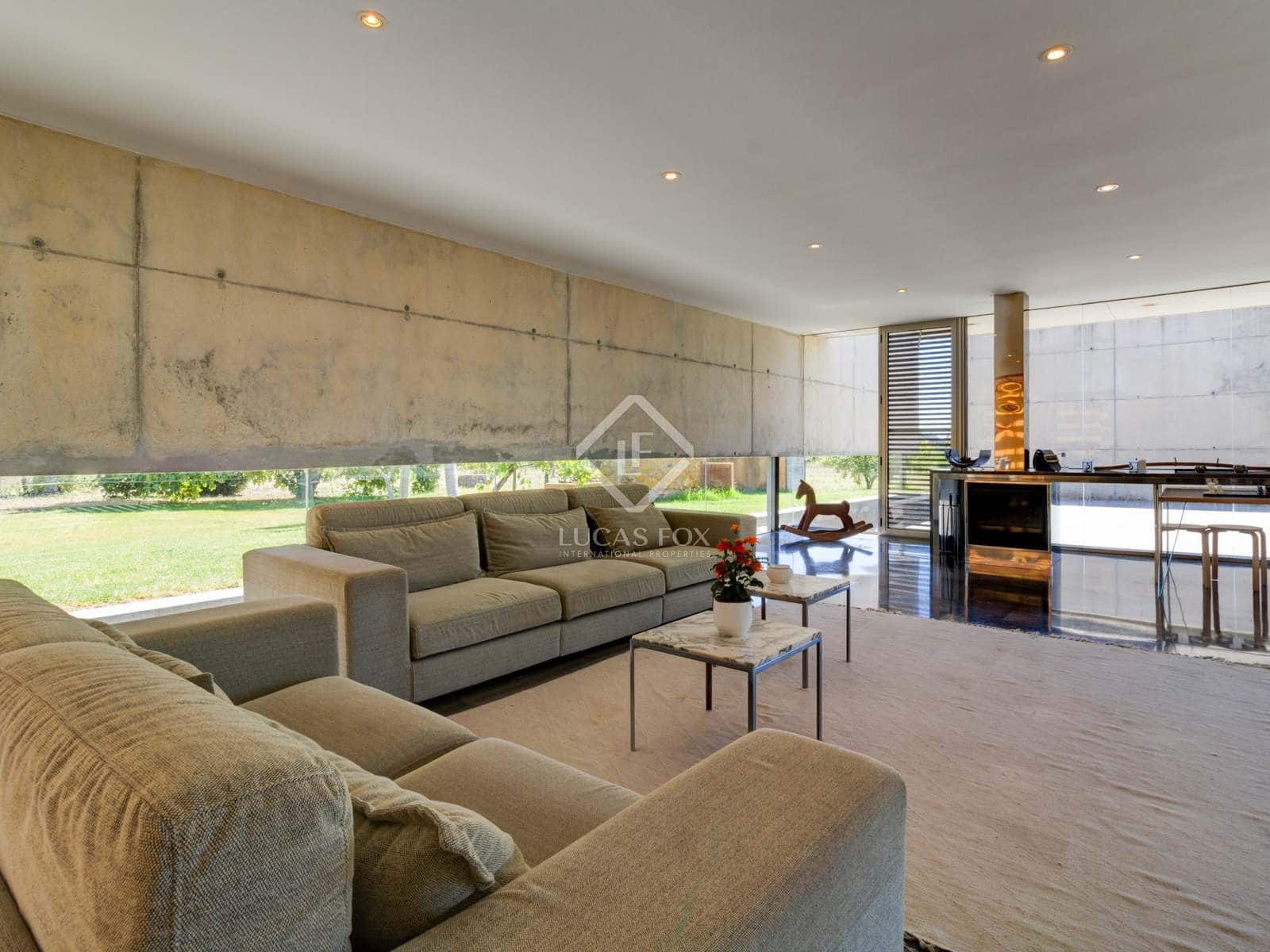 4 bedroom Villa for sale in Salou with pool - € 1,950,000 (Ref: 6380207)