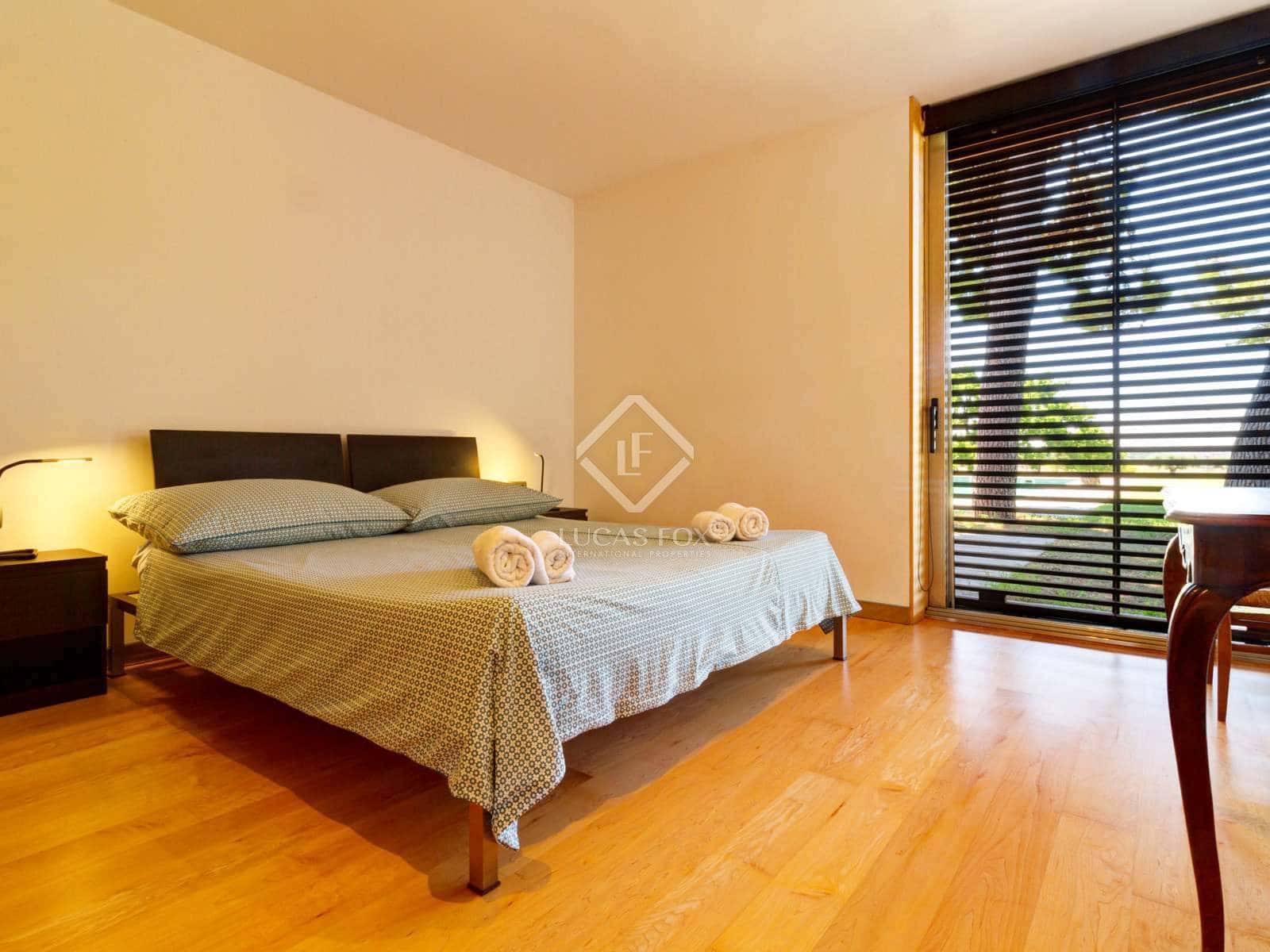 4 bedroom Villa for sale in Salou with pool - € 1,950,000 (Ref: 6380207)