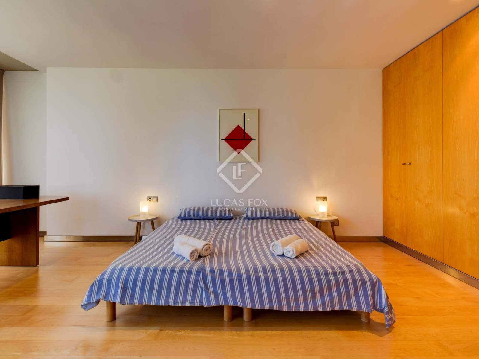 4 bedroom Villa for sale in Salou with pool - € 1,950,000 (Ref: 6380207)