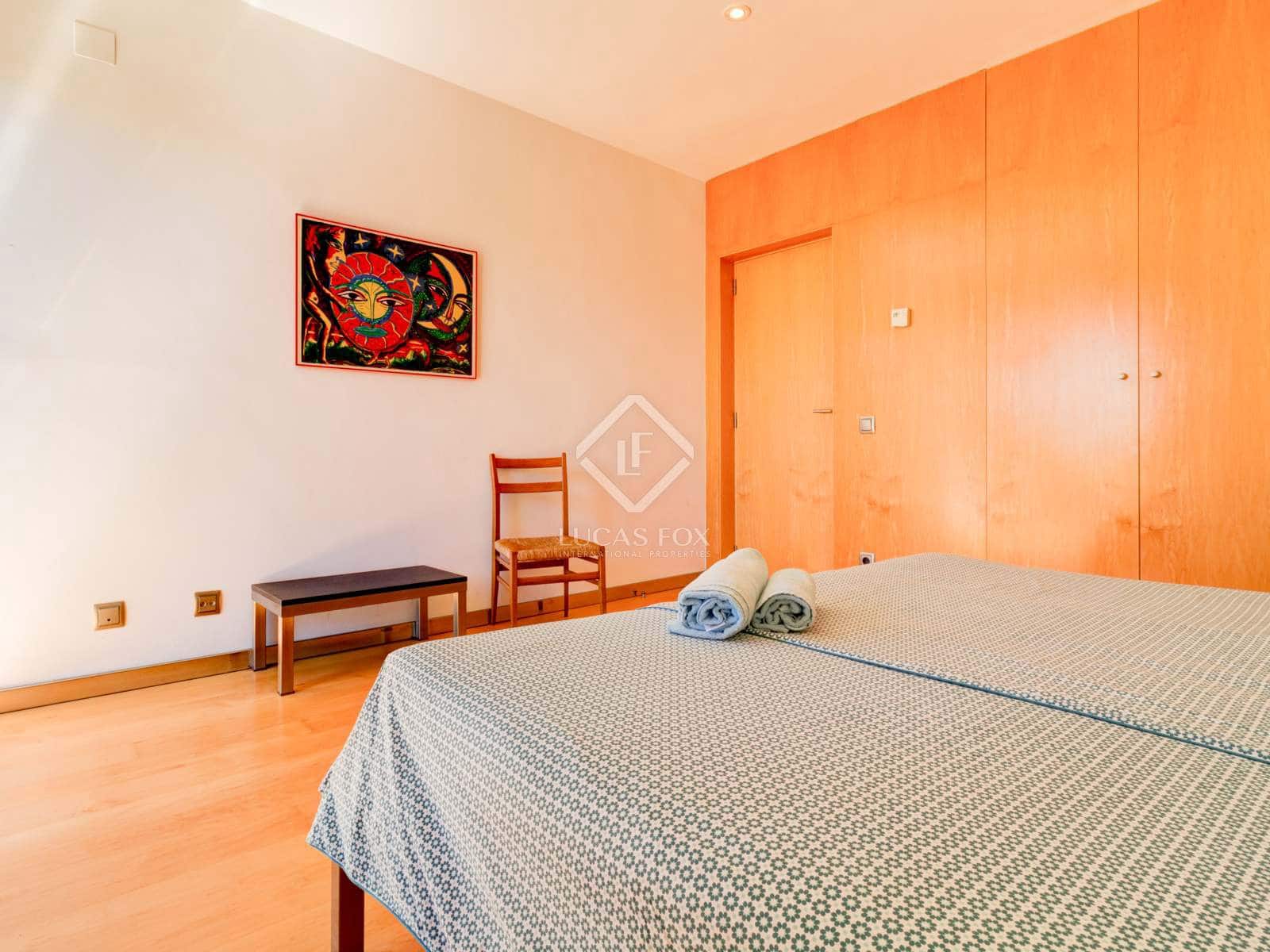 4 bedroom Villa for sale in Salou with pool - € 1,950,000 (Ref: 6380207)