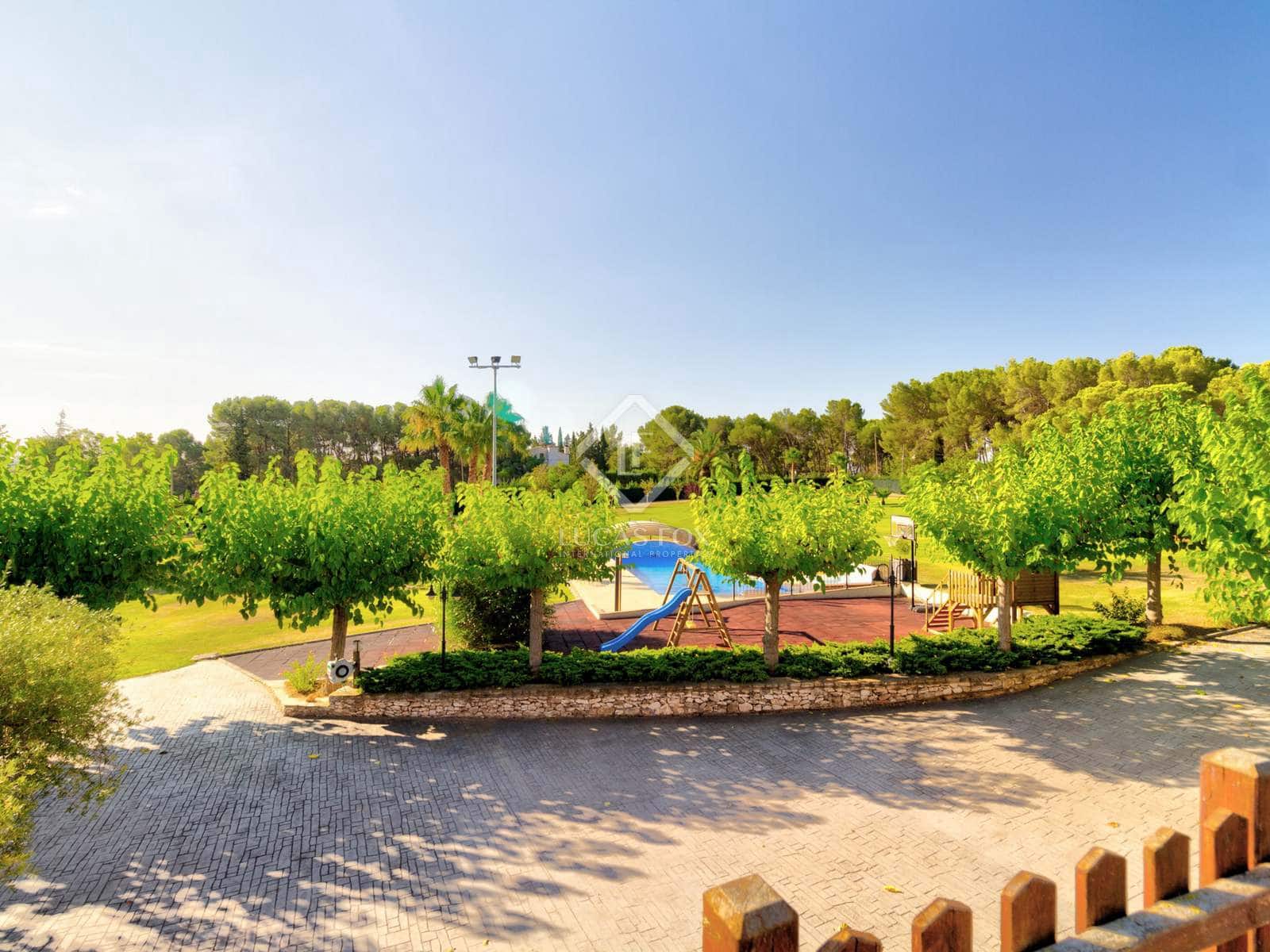 11 soveværelse Finca/Landehus til salg i Valls med swimmingpool garage - € 1.295.000 (Ref: 6389086)