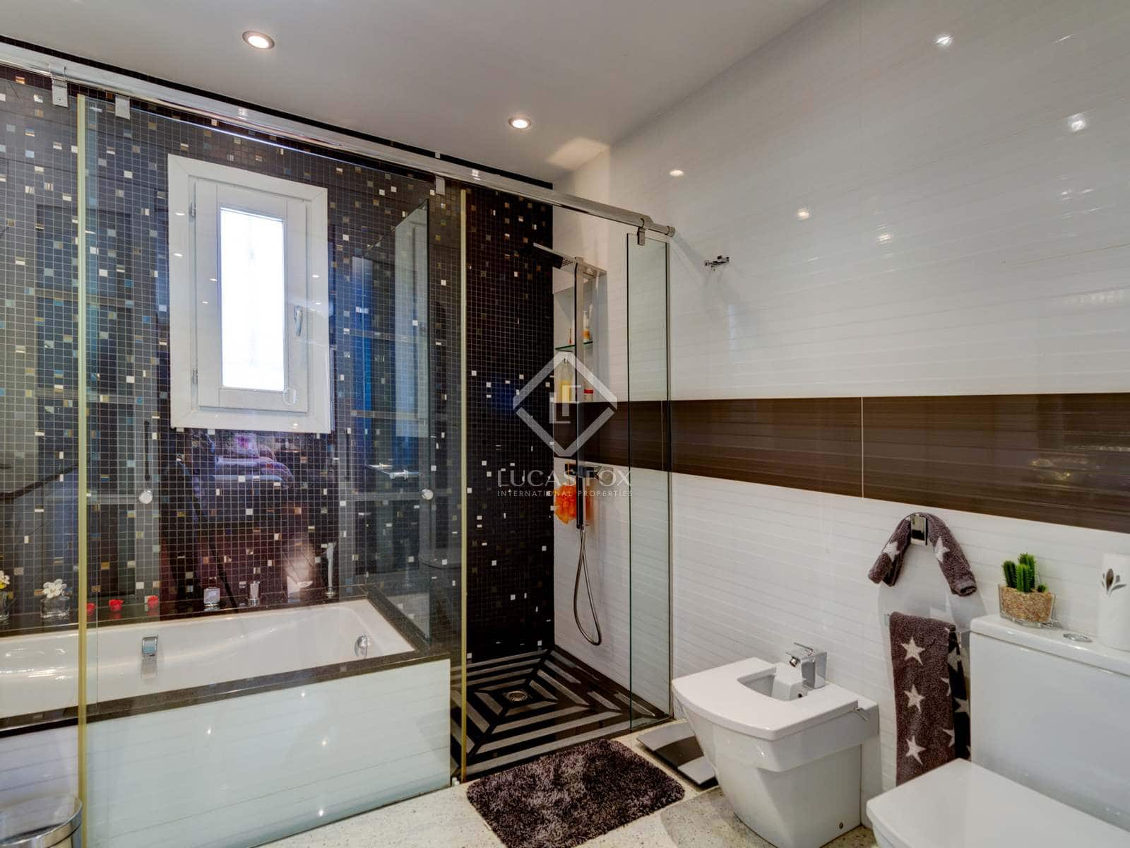 11 soveværelse Finca/Landehus til salg i Valls med swimmingpool garage - € 1.295.000 (Ref: 6389086)