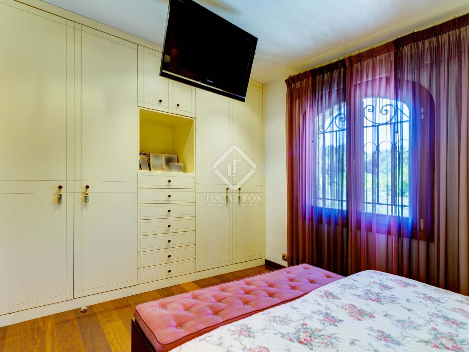 11 soveværelse Finca/Landehus til salg i Valls med swimmingpool garage - € 1.295.000 (Ref: 6389086)