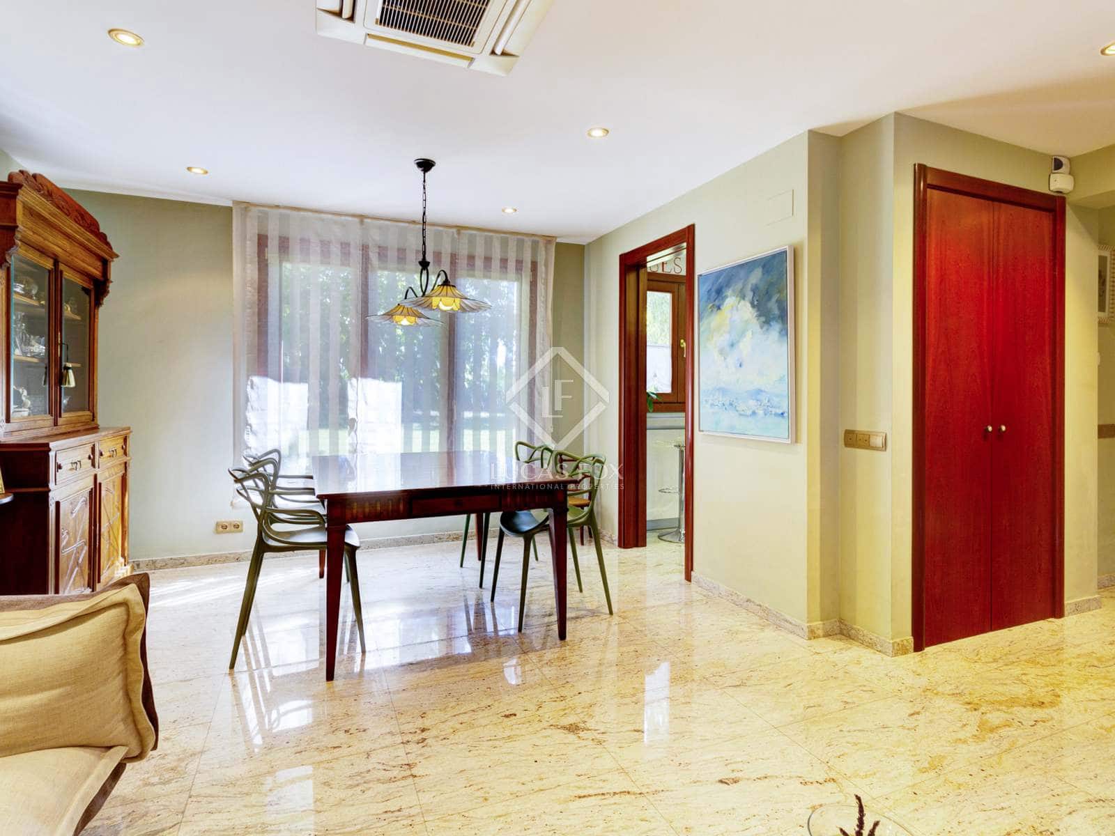 11 soveværelse Finca/Landehus til salg i Valls med swimmingpool garage - € 1.295.000 (Ref: 6389086)