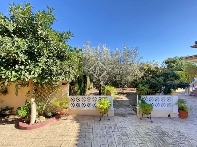 5 chambre Villa/Maison à vendre à San Vicente / Sant Vicent del Raspeig avec piscine garage - 790 000 € (Ref: 6507183)