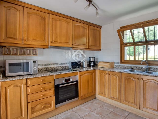 4 soveværelse Villa til salg i Calonge i Sant Antoni med swimmingpool garage - € 630.000 (Ref: 6509057)