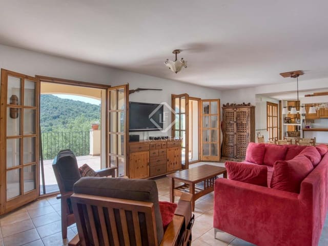 4 soveværelse Villa til salg i Calonge i Sant Antoni med swimmingpool garage - € 630.000 (Ref: 6509057)