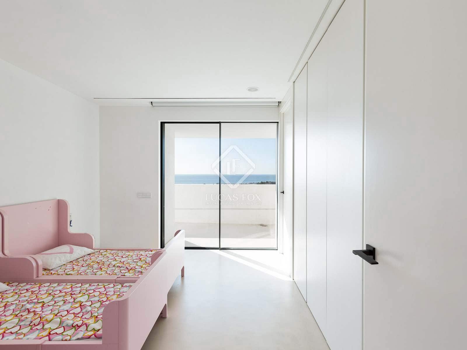 6 soverom Villa til salgs i Castelldefels med svømmebasseng garasje - € 3 600 000 (Ref: 6586055)