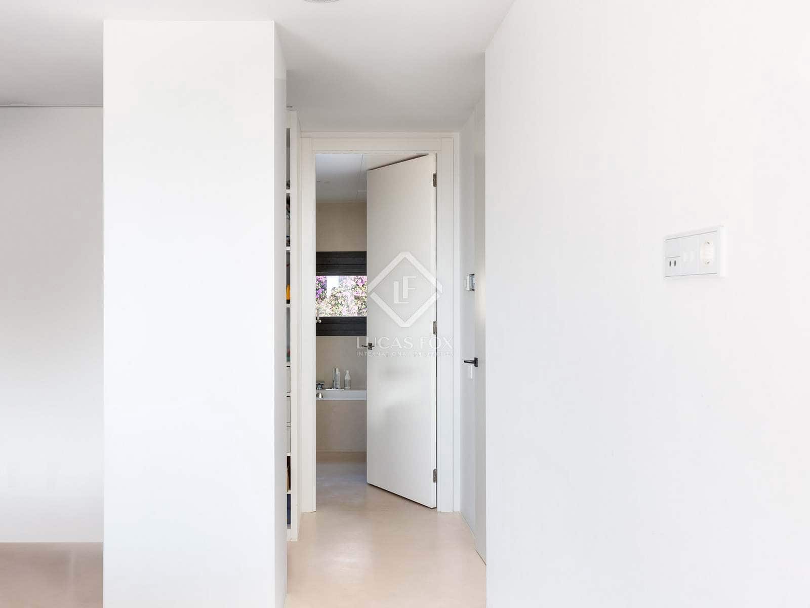 6 soverom Villa til salgs i Castelldefels med svømmebasseng garasje - € 3 600 000 (Ref: 6586055)