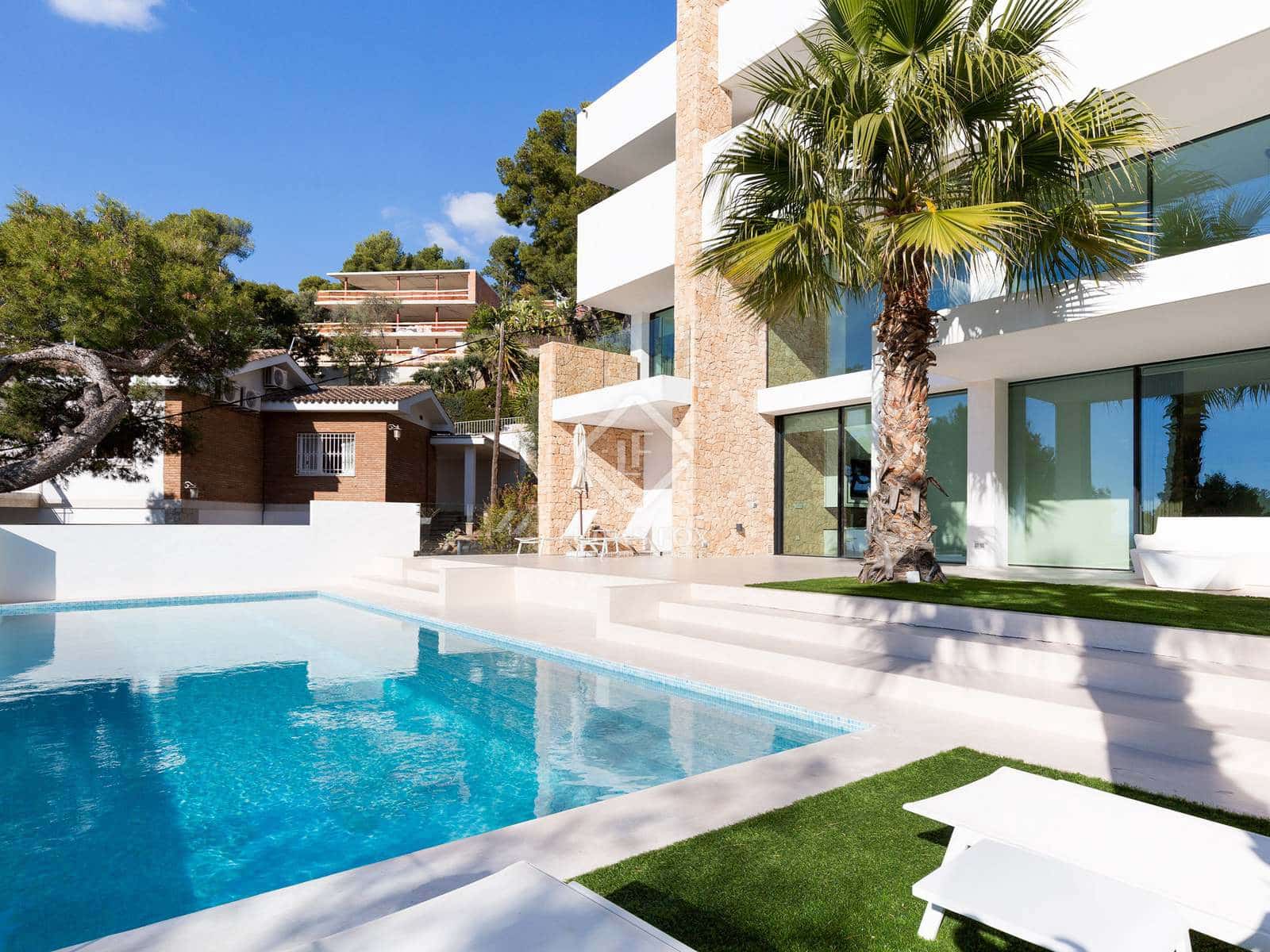 6 soverom Villa til salgs i Castelldefels med svømmebasseng garasje - € 3 600 000 (Ref: 6586055)