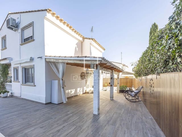 4 sypialnia Willa na sprzedaż w La Cañada, Paterna z basenem garażem - 730 000 € (Ref: 6586067)