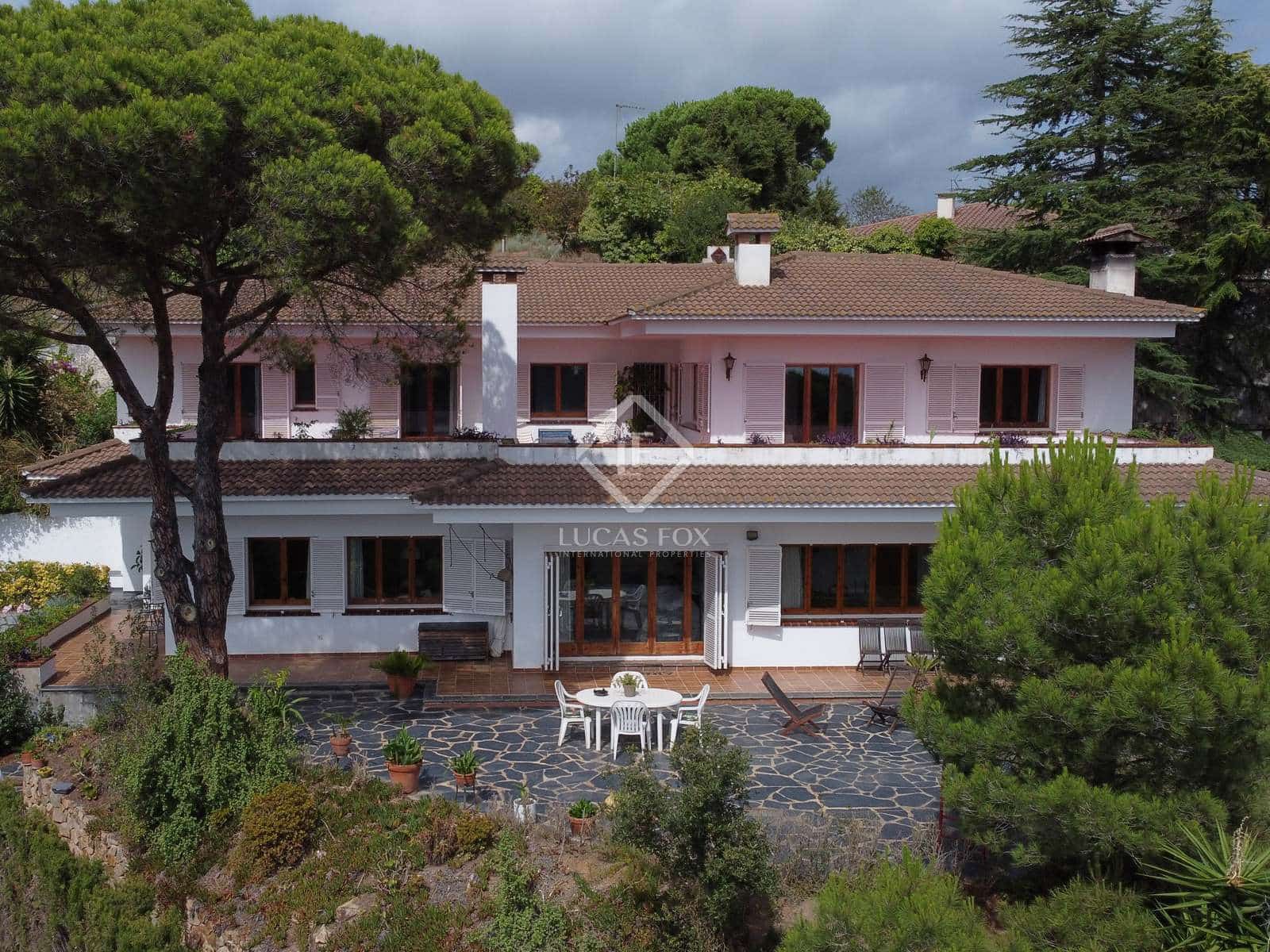 5 slaapkamer Villa te koop in Sant Cebria de Vallalta met garage - € 1.000.000 (Ref: 6588340)