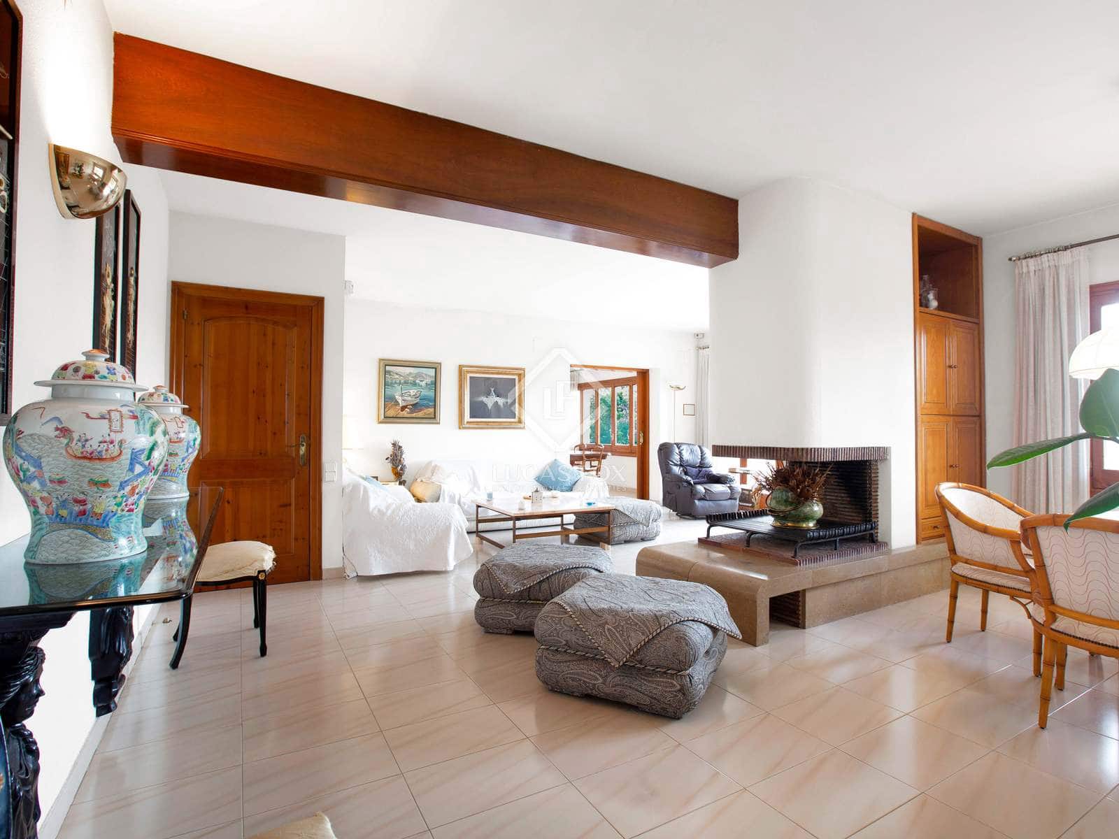 5 slaapkamer Villa te koop in Sant Cebria de Vallalta met garage - € 1.000.000 (Ref: 6588340)