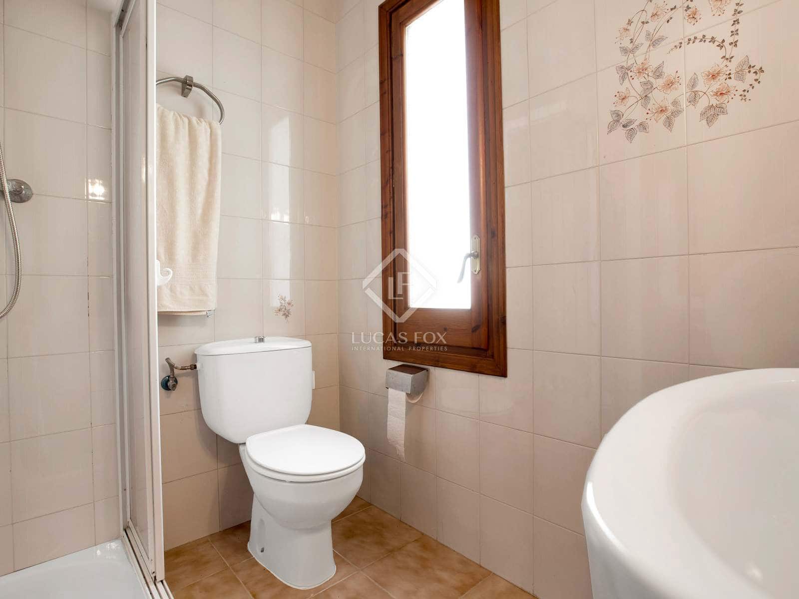 5 slaapkamer Villa te koop in Sant Cebria de Vallalta met garage - € 1.000.000 (Ref: 6588340)