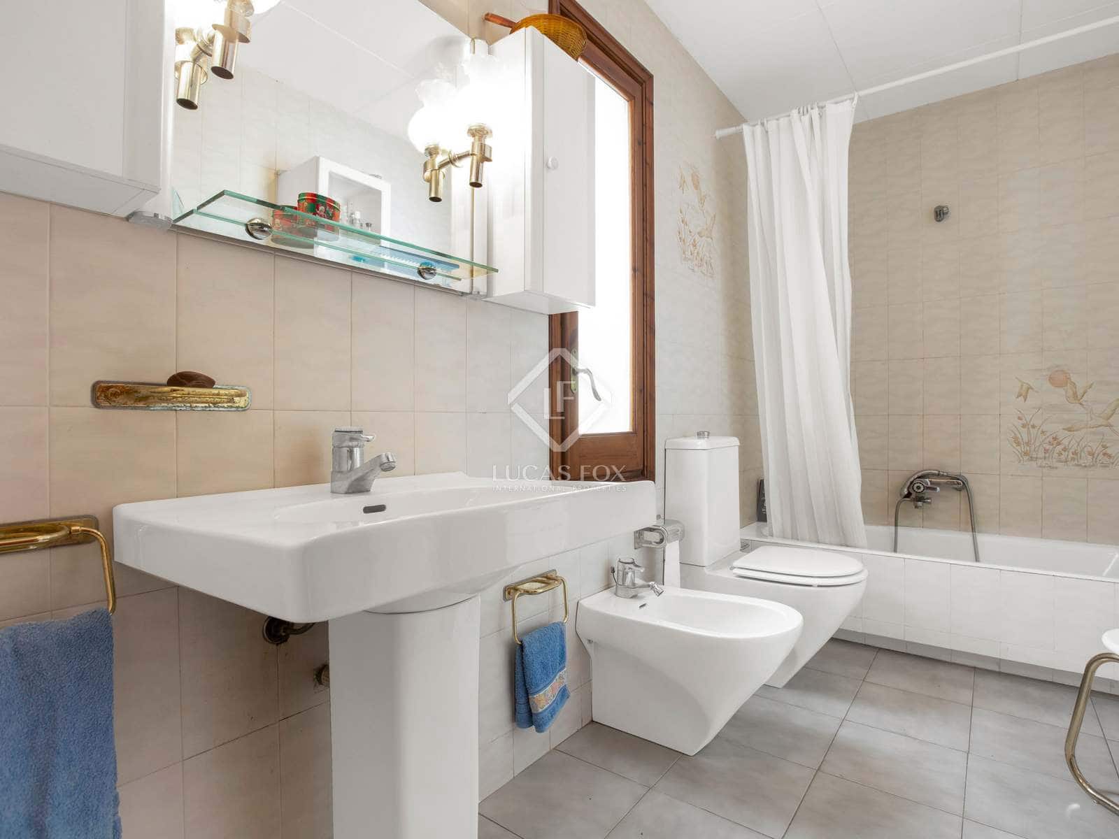 5 slaapkamer Villa te koop in Sant Cebria de Vallalta met garage - € 1.000.000 (Ref: 6588340)