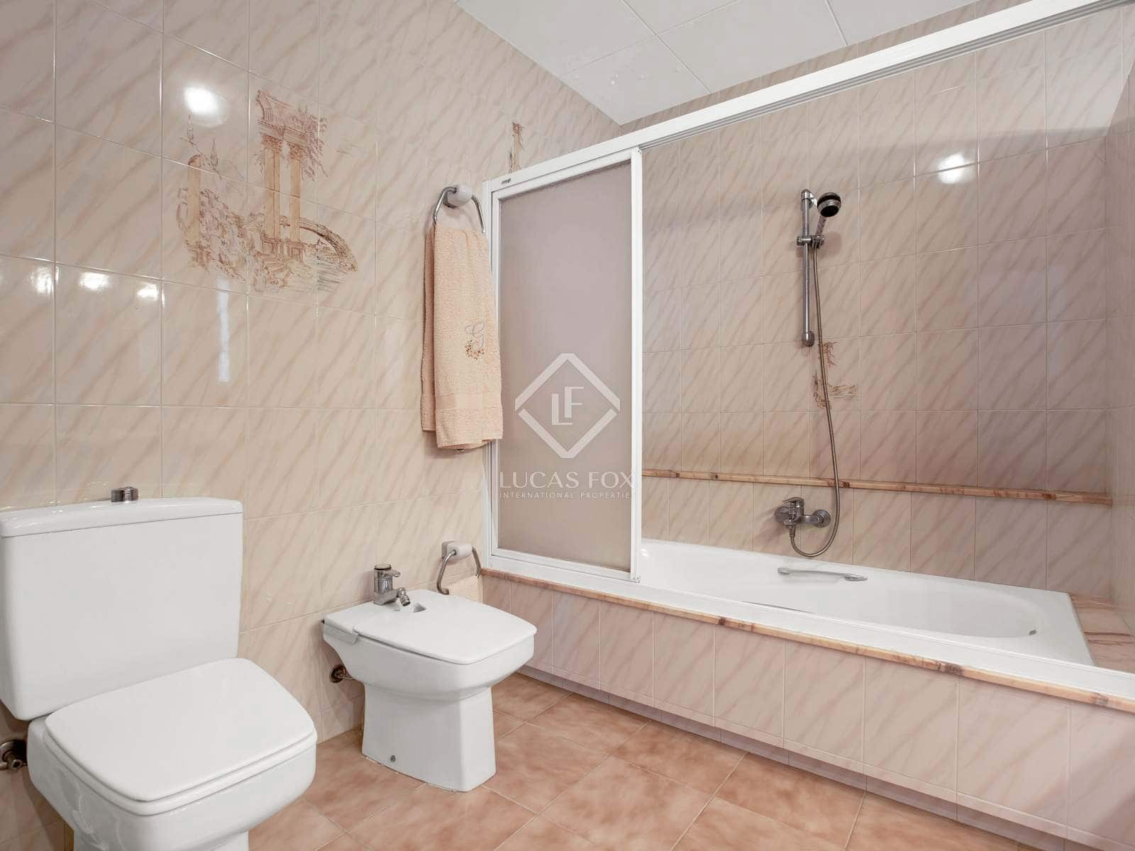 5 slaapkamer Villa te koop in Sant Cebria de Vallalta met garage - € 1.000.000 (Ref: 6588340)