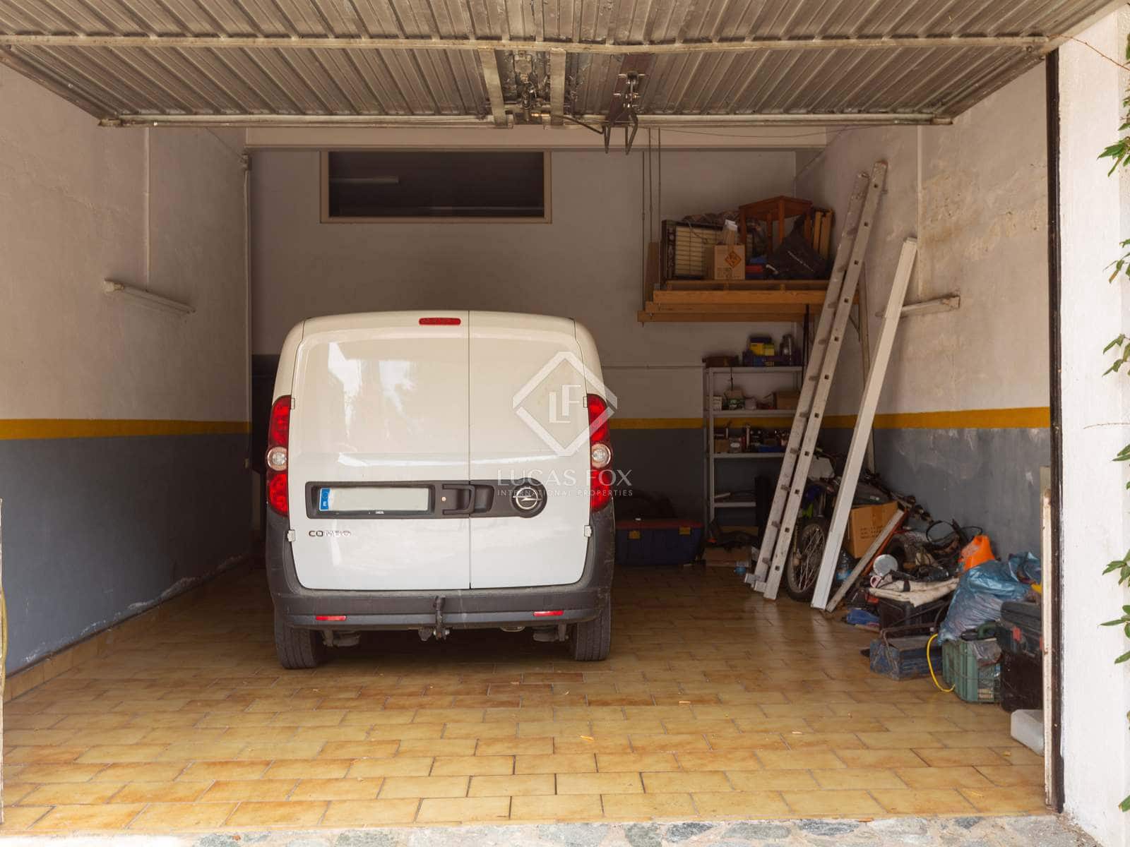 5 slaapkamer Villa te koop in Sant Cebria de Vallalta met garage - € 1.000.000 (Ref: 6588340)