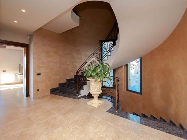 5 chambre Villa/Maison à vendre à Santa Cristina d'Aro avec piscine garage - 2 100 000 € (Ref: 6631227)