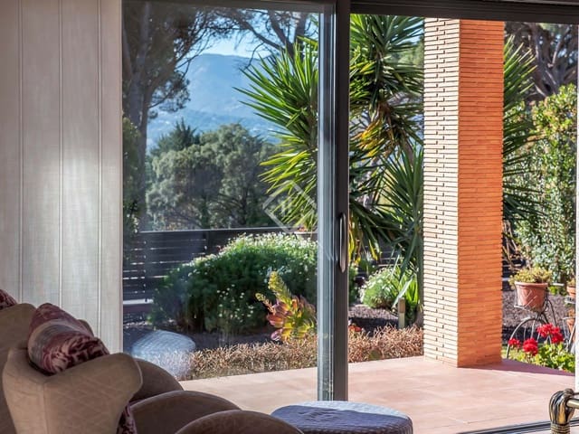 5 chambre Villa/Maison à vendre à Santa Cristina d'Aro avec piscine garage - 2 100 000 € (Ref: 6631227)