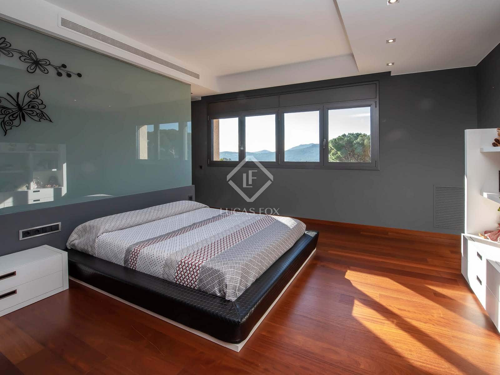 5 soveværelse Villa til salg i Santa Cristina d'Aro med swimmingpool garage - € 2.100.000 (Ref: 6631227)