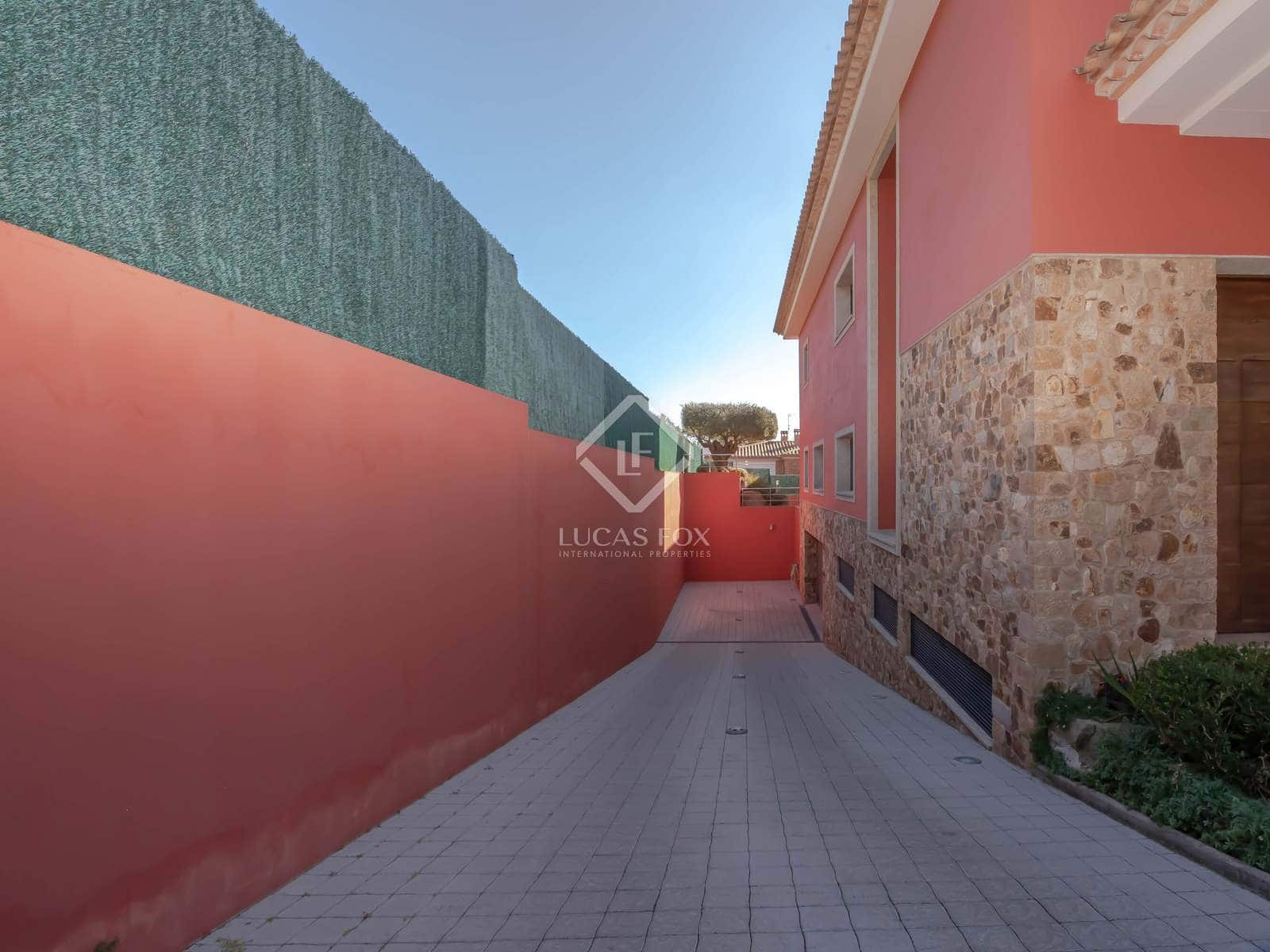 5 soveværelse Villa til salg i Santa Cristina d'Aro med swimmingpool garage - € 2.100.000 (Ref: 6631227)