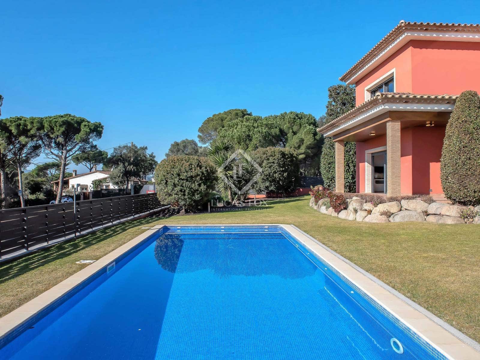 5 soveværelse Villa til salg i Santa Cristina d'Aro med swimmingpool garage - € 2.100.000 (Ref: 6631227)