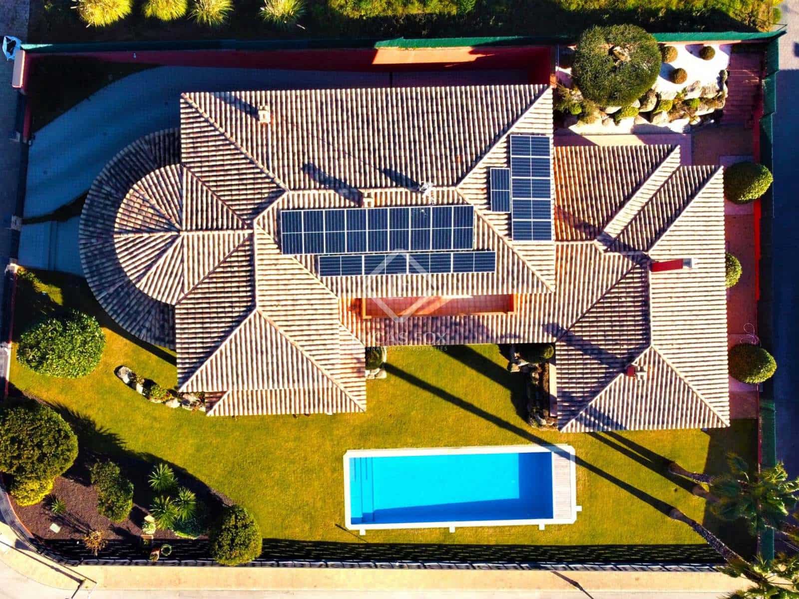 5 soveværelse Villa til salg i Santa Cristina d'Aro med swimmingpool garage - € 2.100.000 (Ref: 6631227)