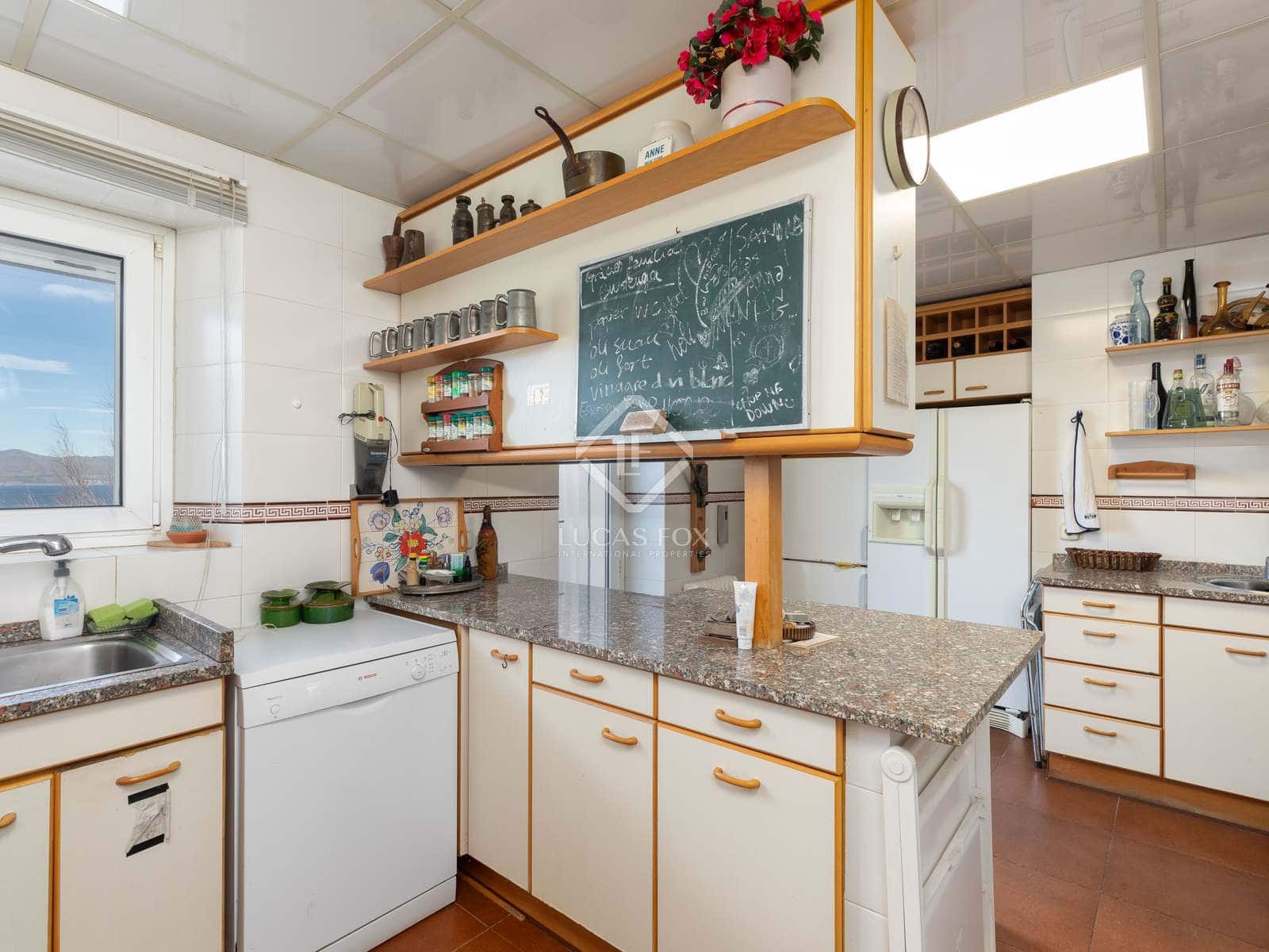 6 quarto Moradia para venda em El Port de la Selva com piscina garagem - 3 900 000 € (Ref: 6633744)