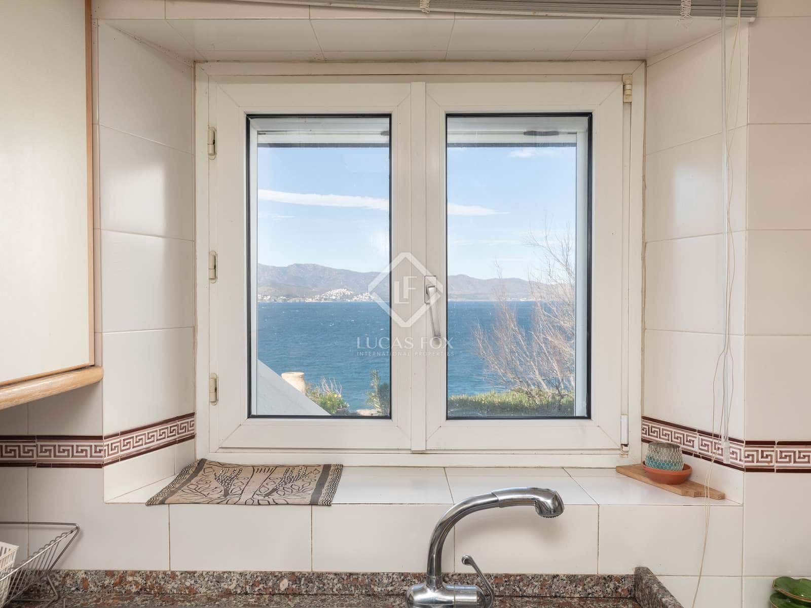 6 quarto Moradia para venda em El Port de la Selva com piscina garagem - 3 900 000 € (Ref: 6633744)