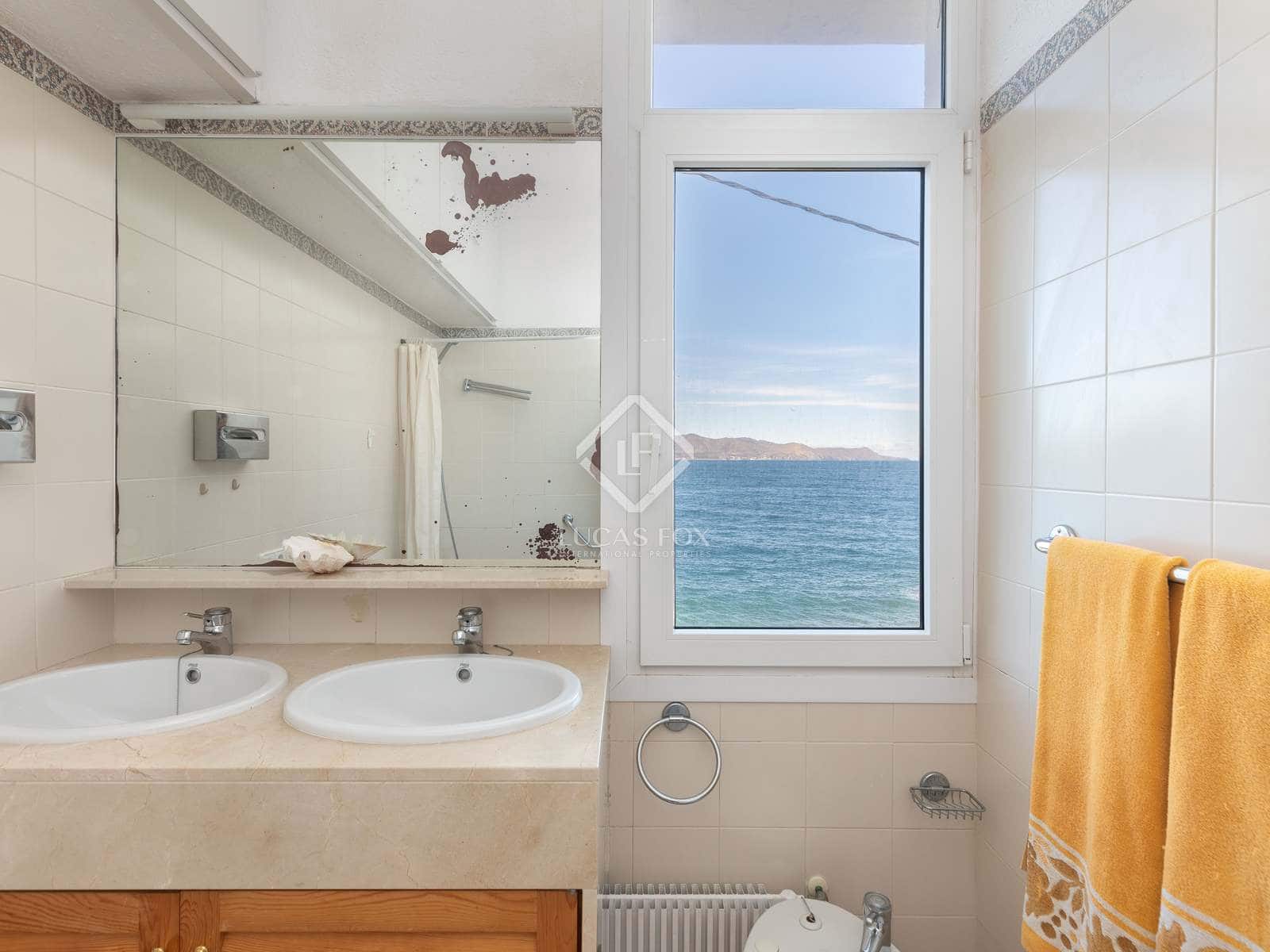 6 quarto Moradia para venda em El Port de la Selva com piscina garagem - 3 900 000 € (Ref: 6633744)