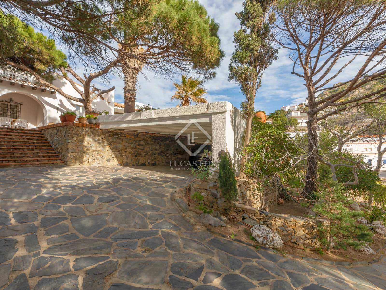 6 quarto Moradia para venda em El Port de la Selva com piscina garagem - 3 900 000 € (Ref: 6633744)