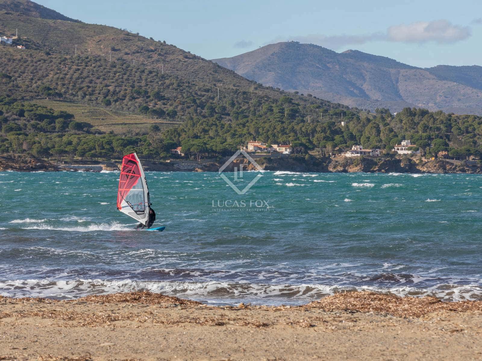 6 quarto Moradia para venda em El Port de la Selva com piscina garagem - 3 900 000 € (Ref: 6633744)