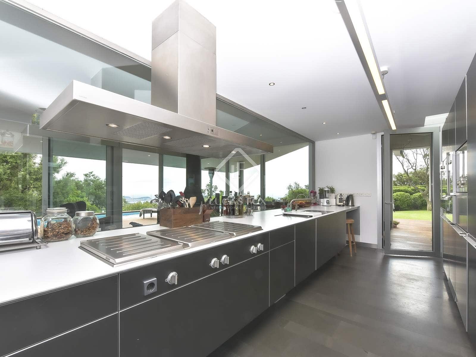 6 slaapkamer Villa te koop in Platja d'Aro met zwembad garage - € 2.200.000 (Ref: 6660290)