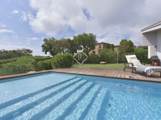 6 slaapkamer Villa te koop in Platja d'Aro, Castell-Platja d'Aro met zwembad garage - € 2.200.000 (Ref: 6660290)