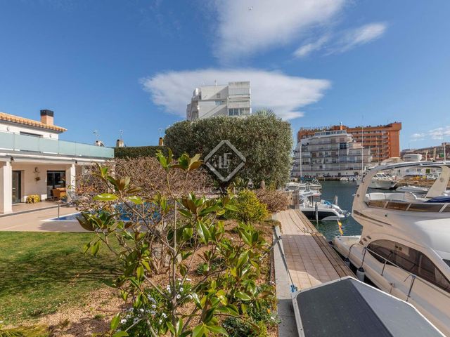 5 soveværelse Villa til salg i Roses med swimmingpool garage - € 1.900.000 (Ref: 6663678)
