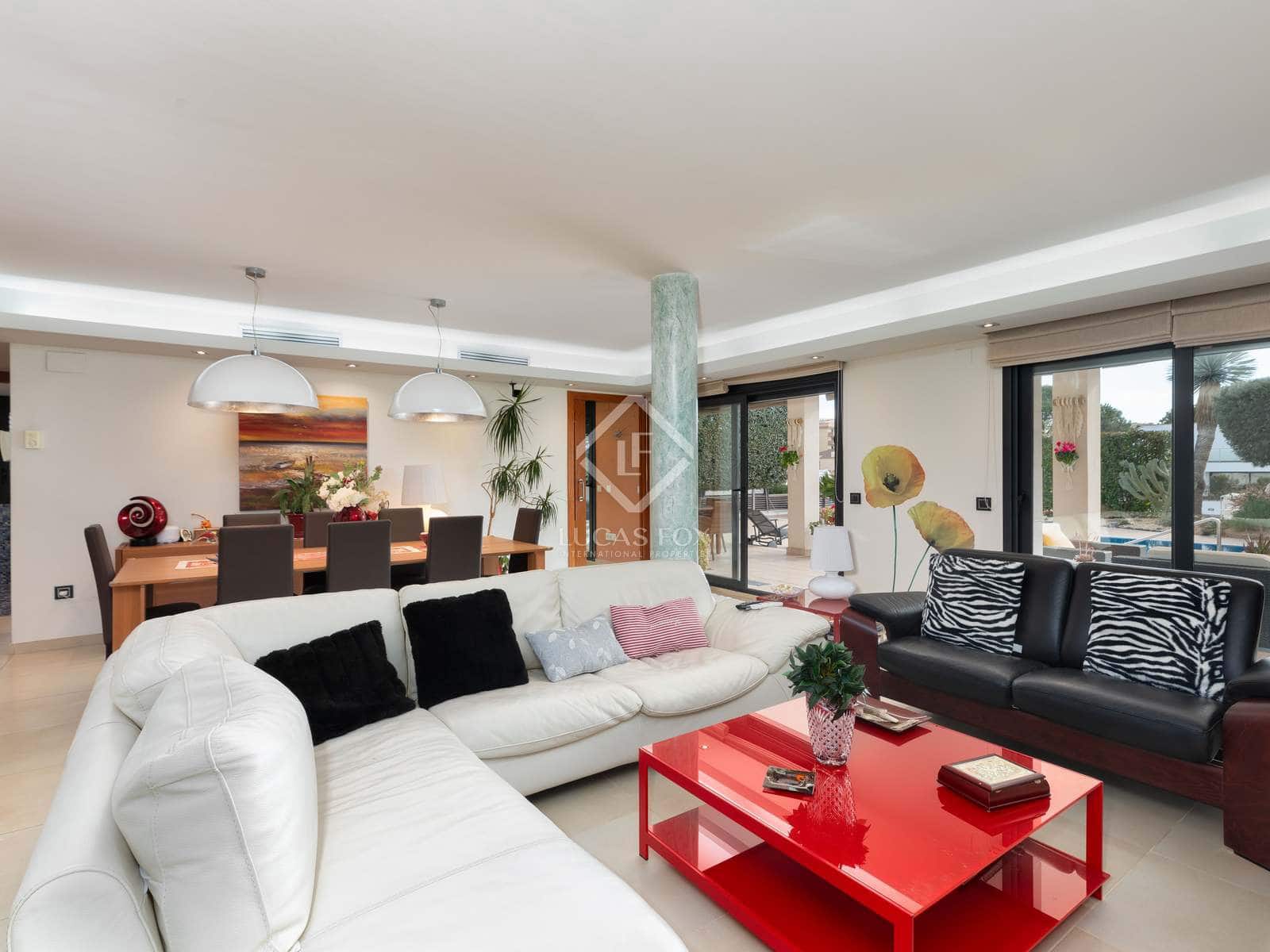 5 bedroom Villa for sale in Roses with pool garage - € 1,900,000 (Ref: 6663678)