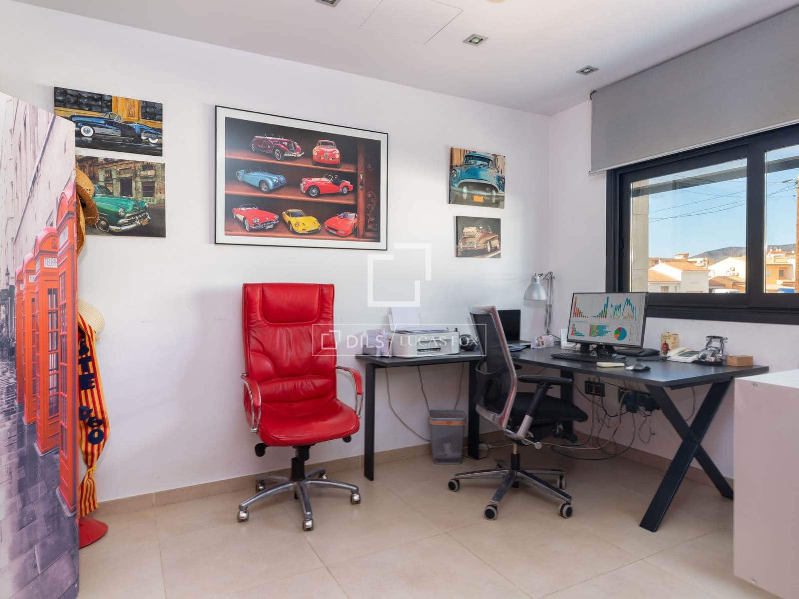 5 bedroom Villa for sale in Roses with pool garage - € 1,900,000 (Ref: 6663678)